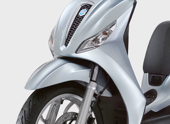 Piaggio Medley PDF 2025 Tab 1920X1440 Fari 3