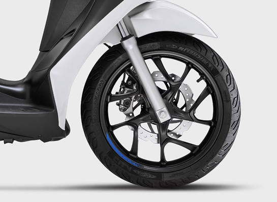 Piaggio Medley 125 S 2025 Wall Im (1) Copy